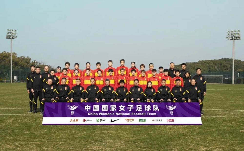 “当然，如果我说圣吉罗斯联合现在在比利时排名第一，而我们带着孩子们来到这里，这并不是一个公平的评价，这真的很难。